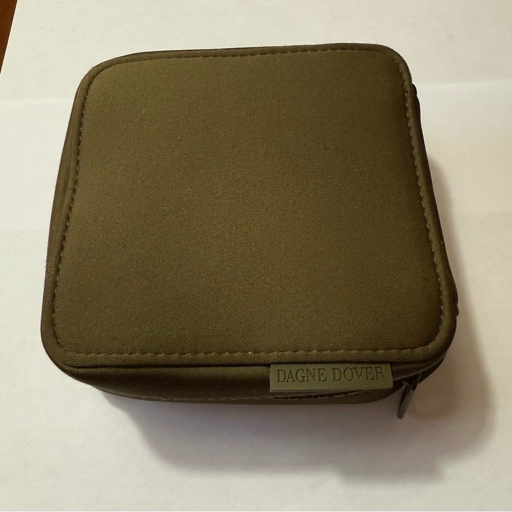 Dagne Dover Arlo Neoprene Tech Organizer